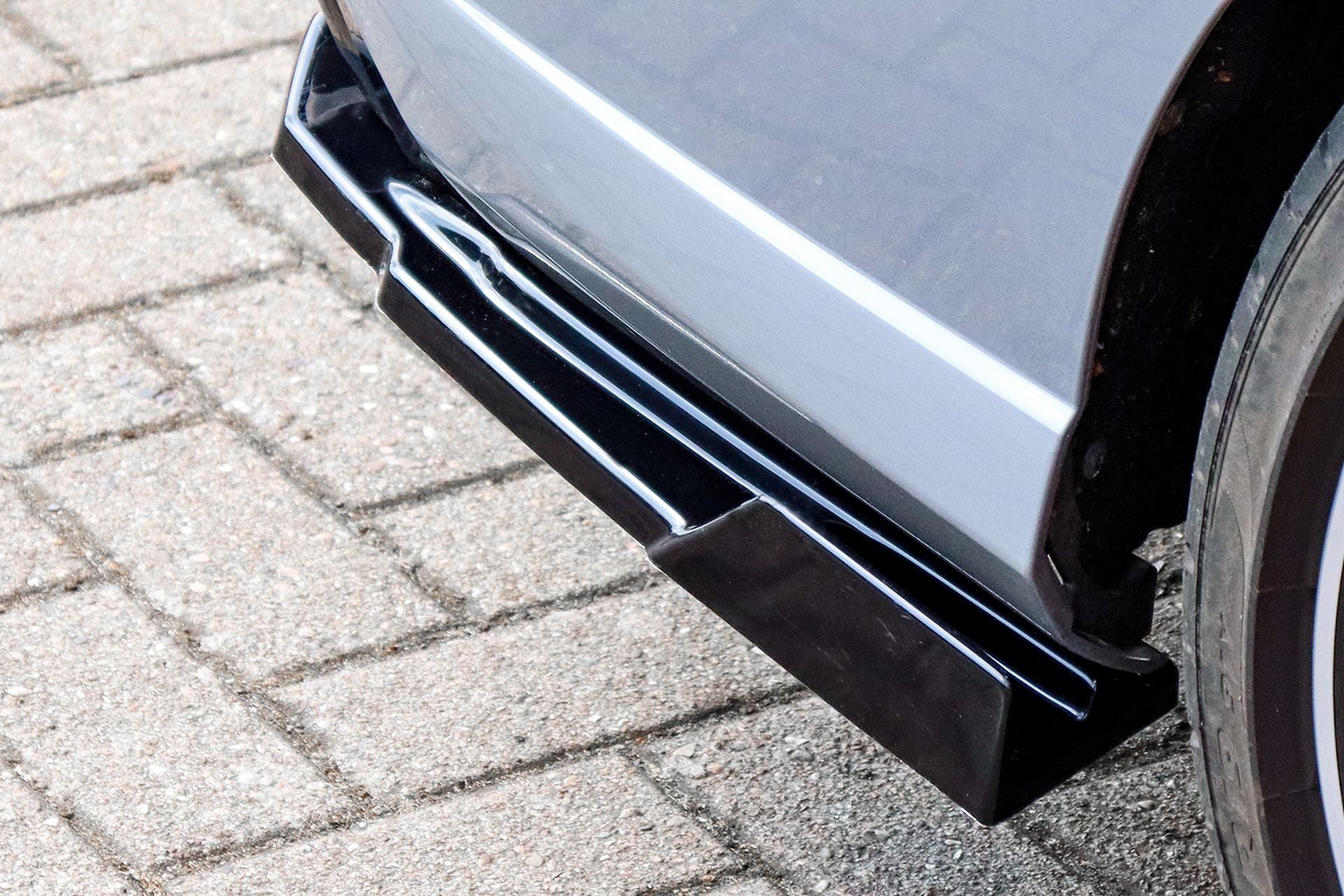 Heckansatz Seitenteile mit Wings für Audi RS3 8V Facelift Limousine