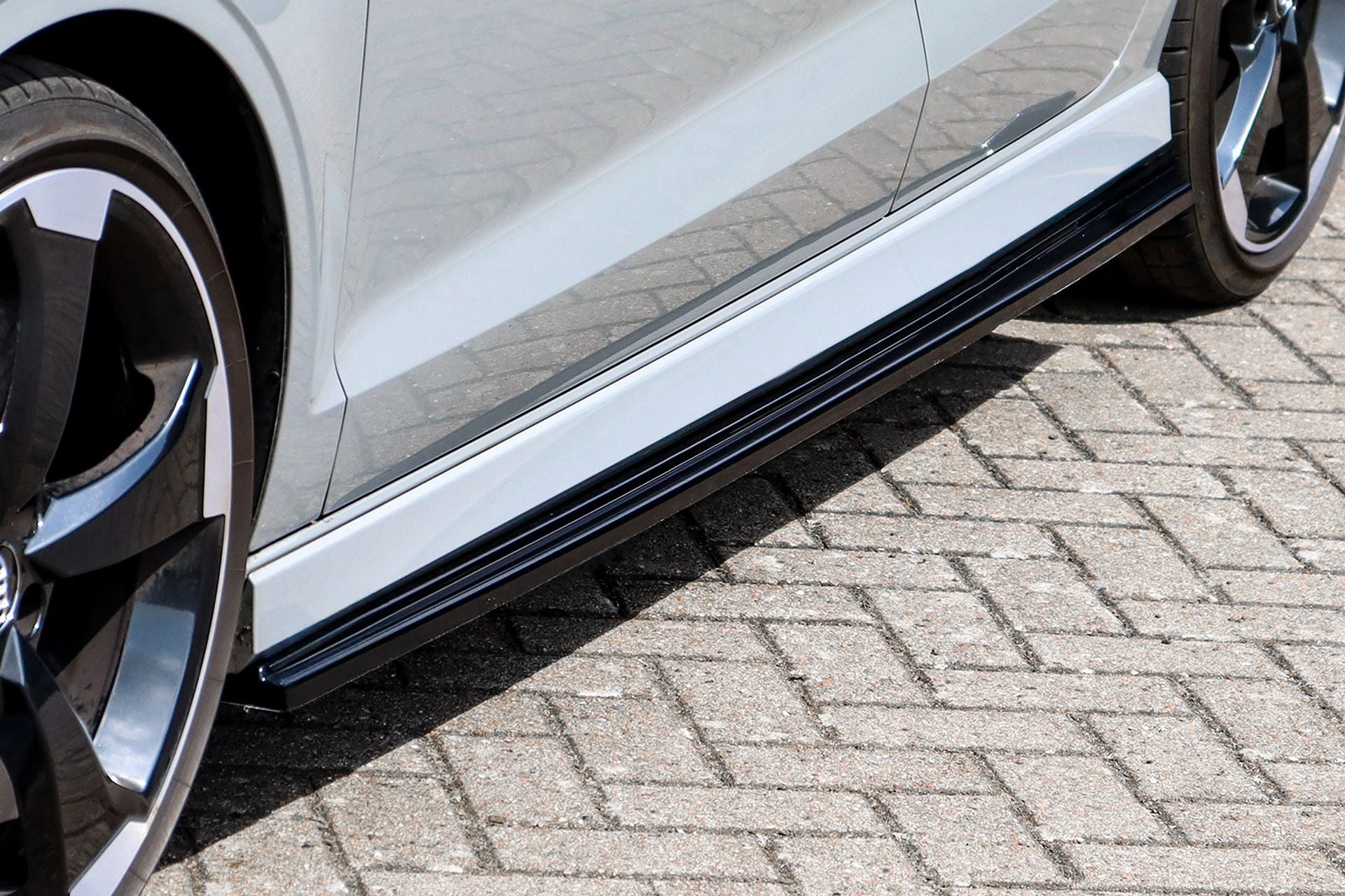 Seitenschweller für Audi A3 8VS S3 + RS3 Limousine