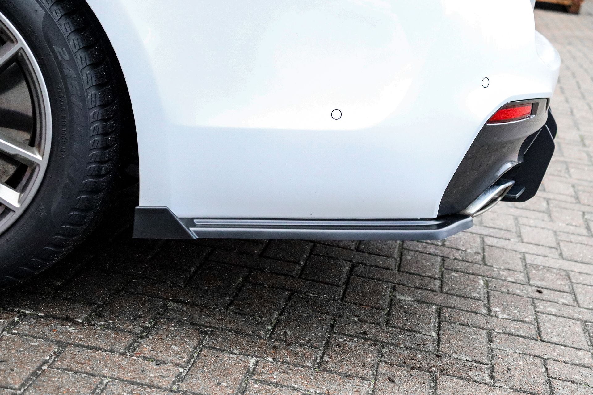 Heckansatz Seitenteile mit Wings aus ABS für BMW 5er G30 G31 mit M-Paket