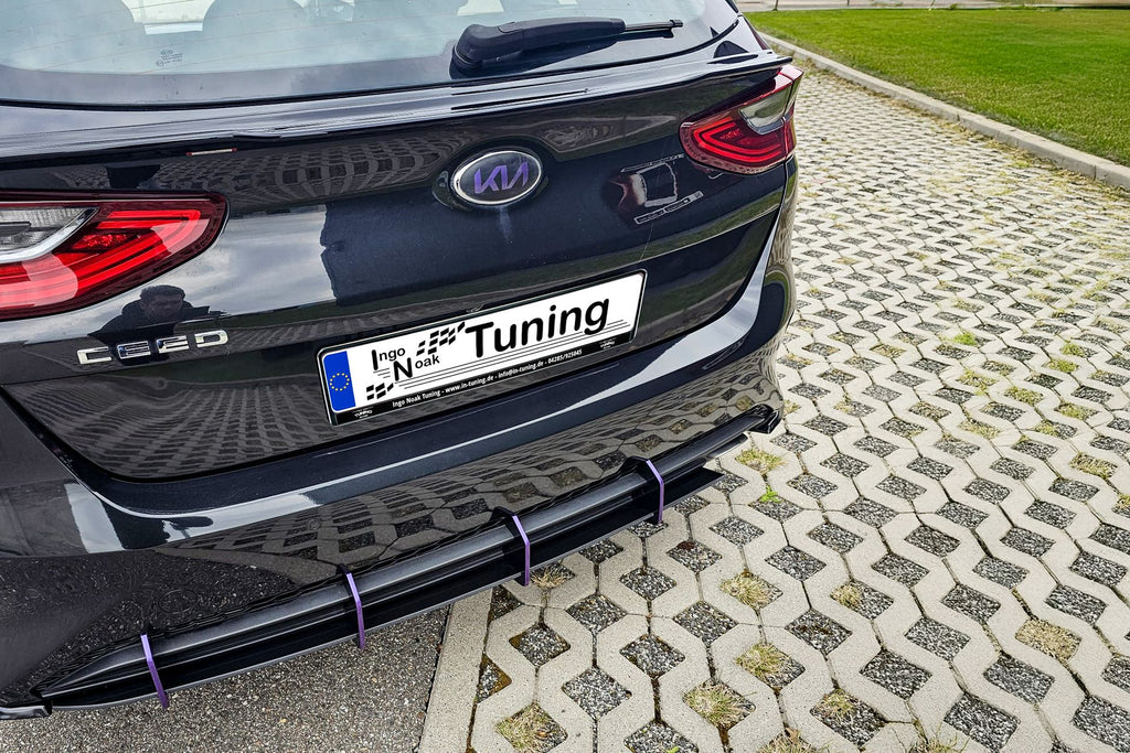 Heckdiffusor für Kia Ceed ab 2018-2021, Ingo Noak Tuning, schwarze Kunststoffoptik, passend für Standardmodelle.