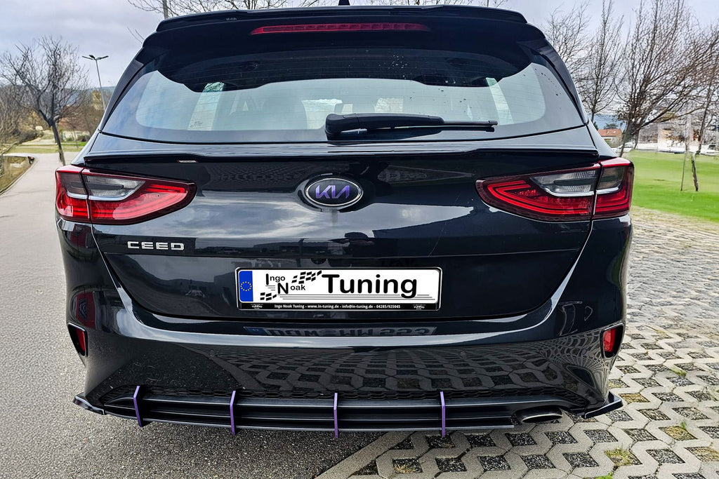 Heckdiffusor für Kia Ceed, Ingo Noak Tuning, ab Baujahr 2018-2021, aus schwarzem Kunststoff, sichtbare Design-Details