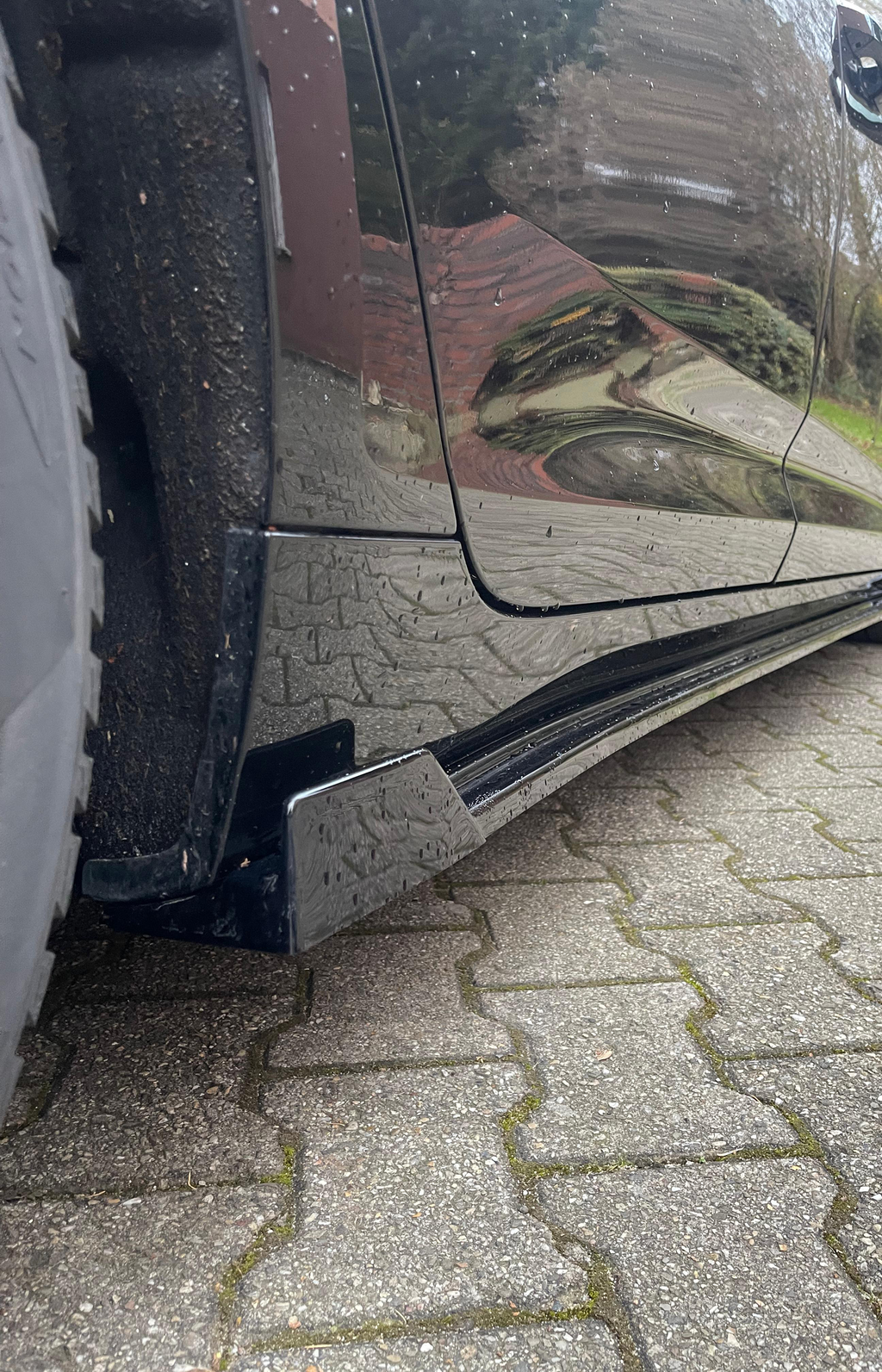 Seitenschwellersatz aus ABS mit seitlichem Wing vorne und hinten Audi A6 C8 Typ F2 - Ingo Noak Tuning