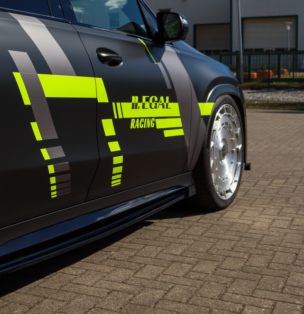 CUP Seitenschwellersatz mit Wing vorne für Mercedes GLS 63 AMG 4 Matic