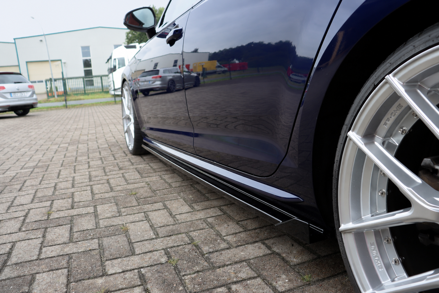 Seitenschweller mit Wing für Audi A4 B9 S-Line Facelift Competition