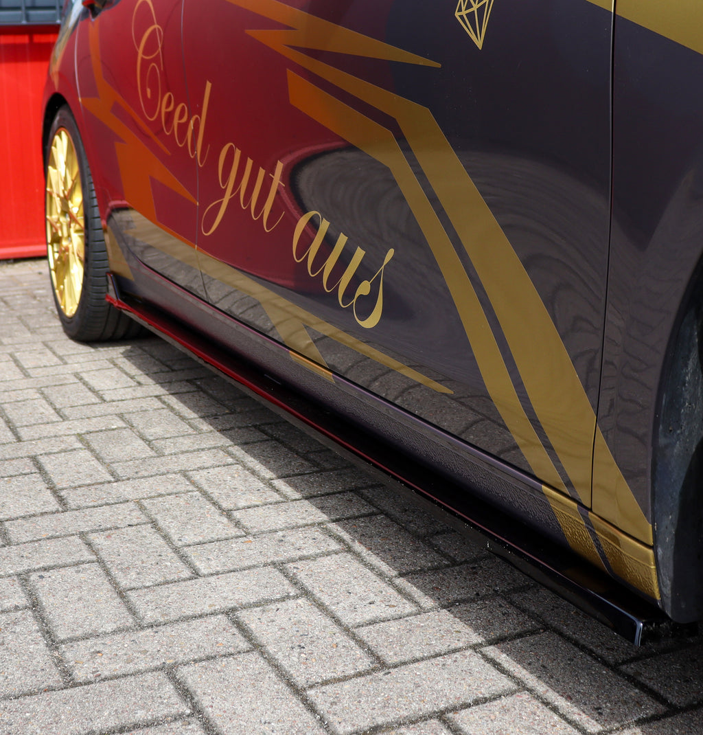 CUP Seitenschweller mit Wing hinten für Kia Ceed CD Standard