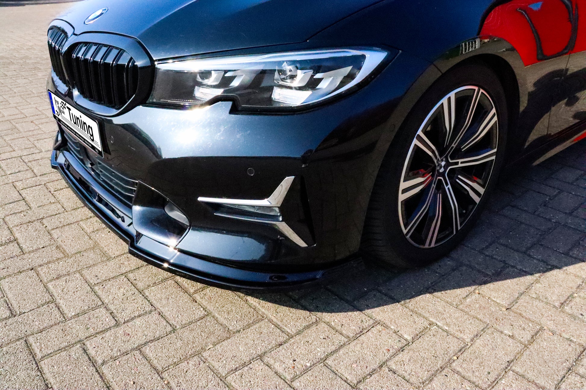 Frontspoilerlippe für BMW 3er G20/G21 ohne M-Paket von Ingo Noak Tuning, aus ABS-Kunststoff, zeigt die aerodynamische Designform