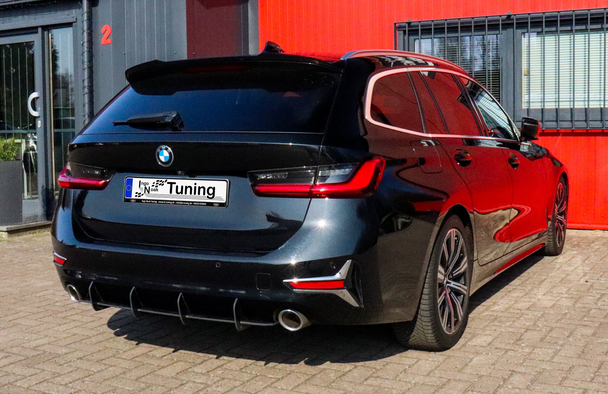 Gefräster Heckansatz für BMW 3er G20/G21 ohne M-Paket von Ingo Noak Tuning, aus hochwertigem ABS-Kunststoff, seitliche Ansicht