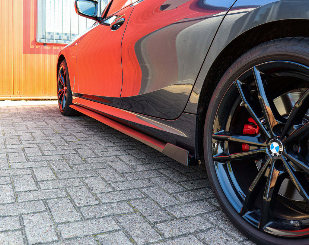 Seitenschweller mit Wing aus ABS für BMW 3er G20 G21 M-340i, schwarze Tuning-Optik, Ingo Noak Tuning, seitliche Auto-Verbesserung