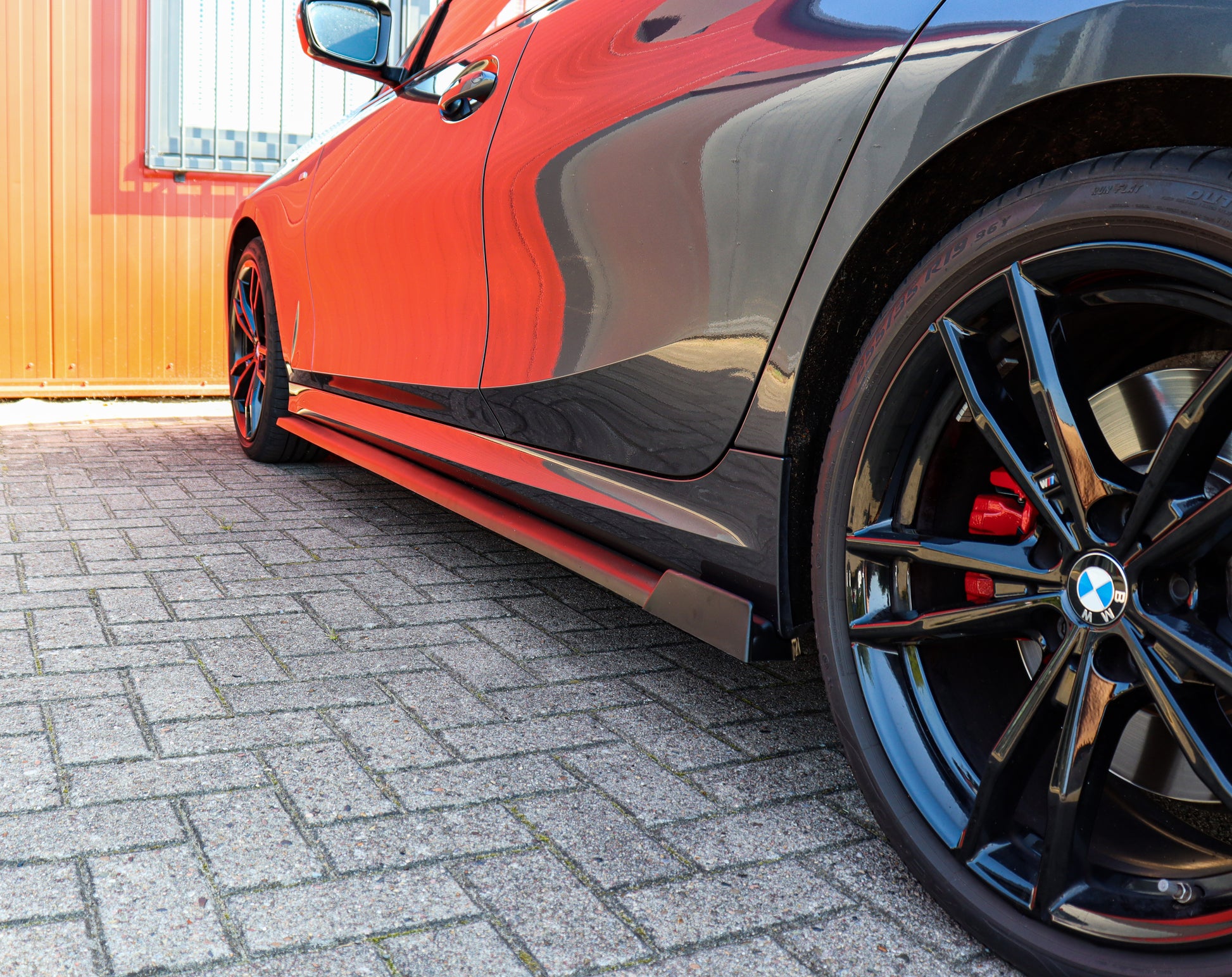 Seitenschweller mit Wing aus ABS für BMW 3er G20 G21 M-340i, schwarze Tuning-Optik, Ingo Noak Tuning, seitliche Auto-Verbesserung