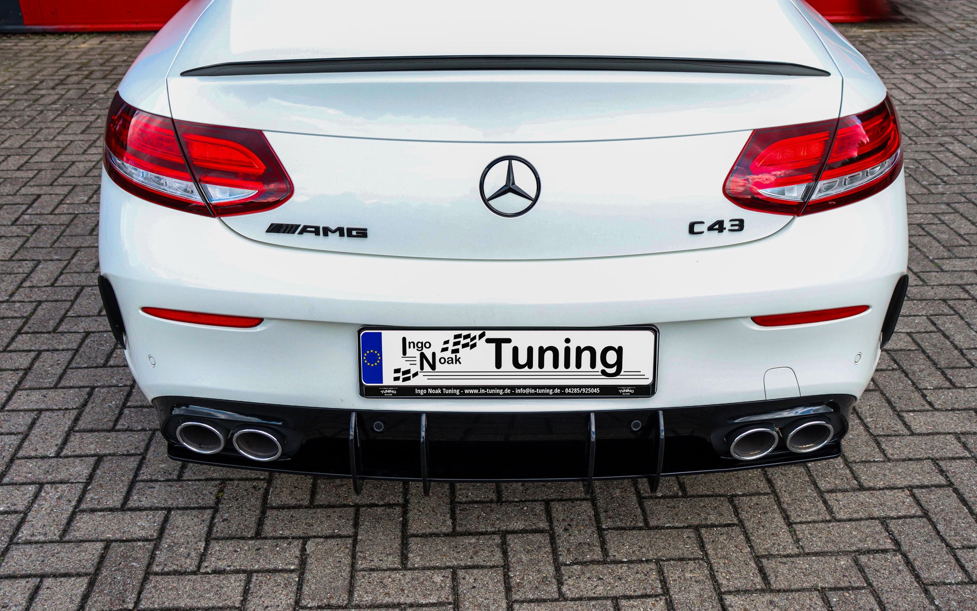 Gefräster Heckansatz Diffusor aus ABS für Mercedes Benz C43 AMG Facelift, in schwarz, von Ingo Noak Tuning.
