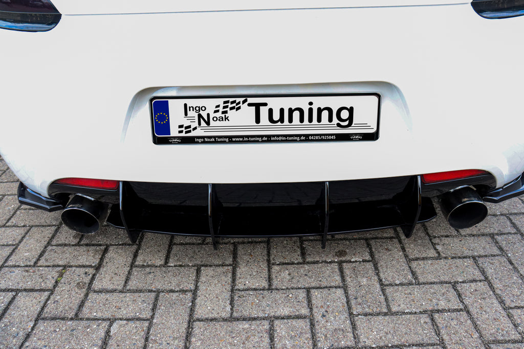 Gefräster Heckansatz mit Finnen V2 für VW Scirocco R Facelift von Ingo Noak Tuning, in schwarz mit aerodynamischem Design