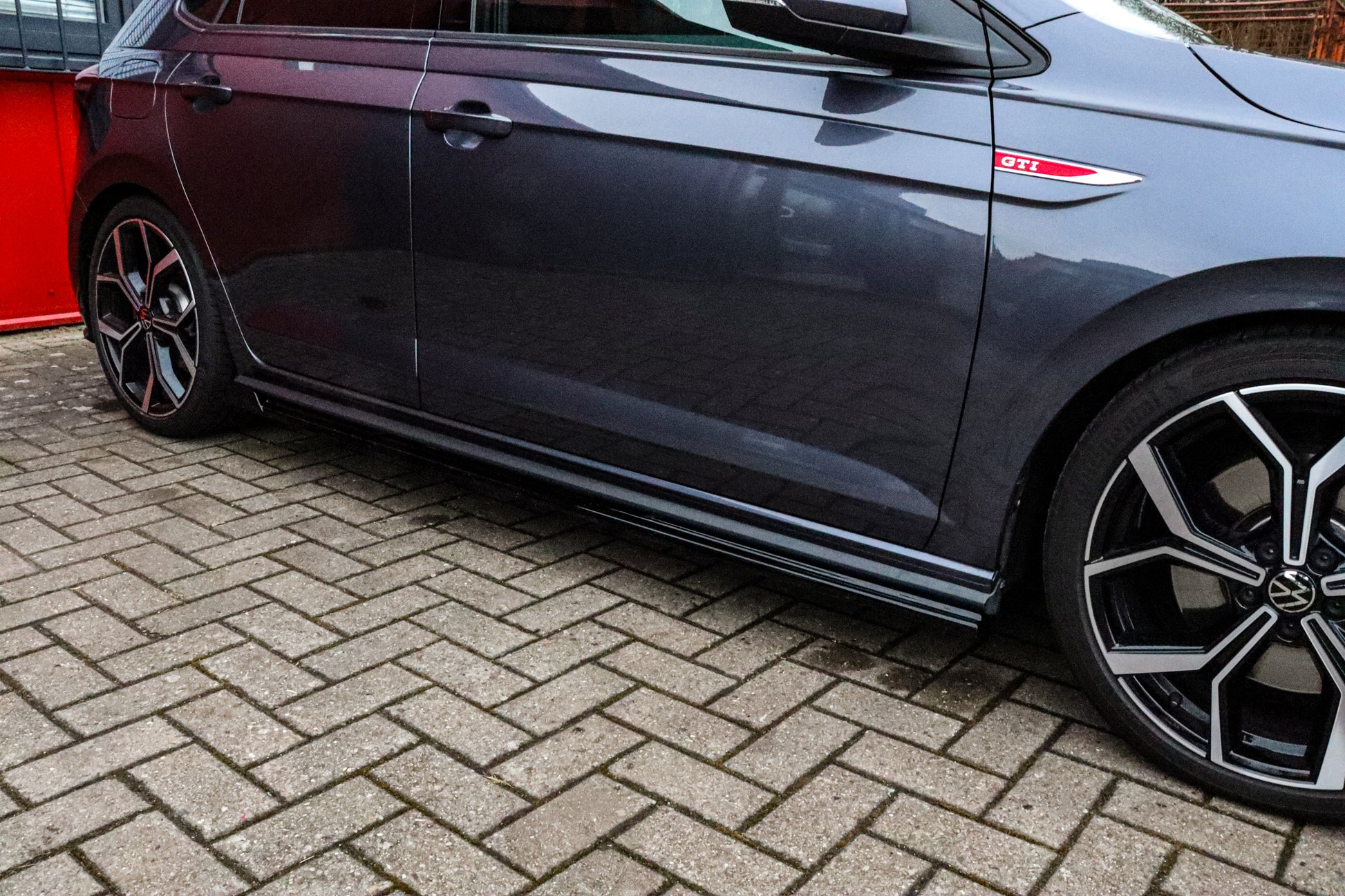 Seitenschweller mit Wings für VW Polo 6 GTI 2G Facelift